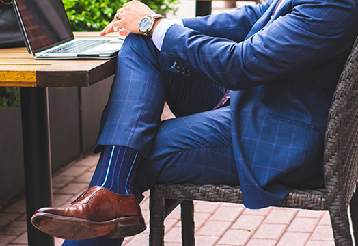 Cómo usar calcetines masculinos